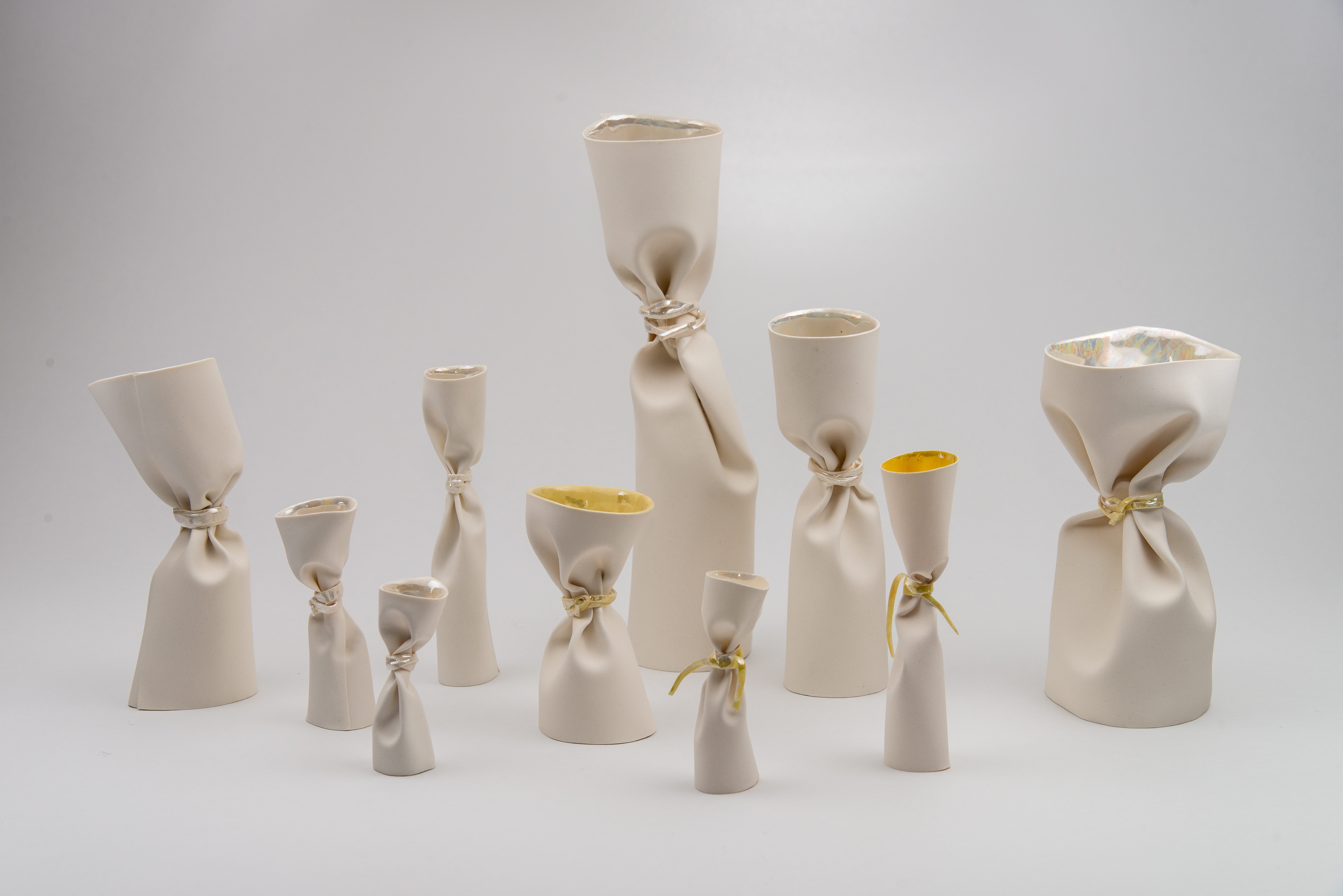 HAND BUILDING / PORCELAIN AND PAPER CLAY / EINAT COHEN