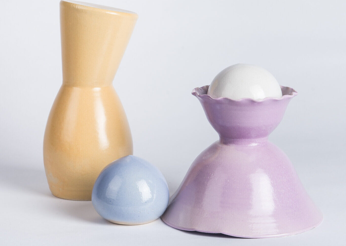 בניית יד יסודות / אליה לוי יונגר